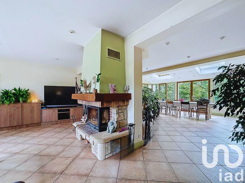 Maison - 194 m² - 11 pièces