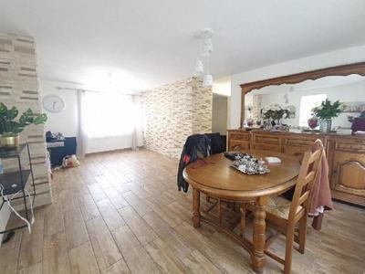 Maison - 72 m² - 4 pièces
