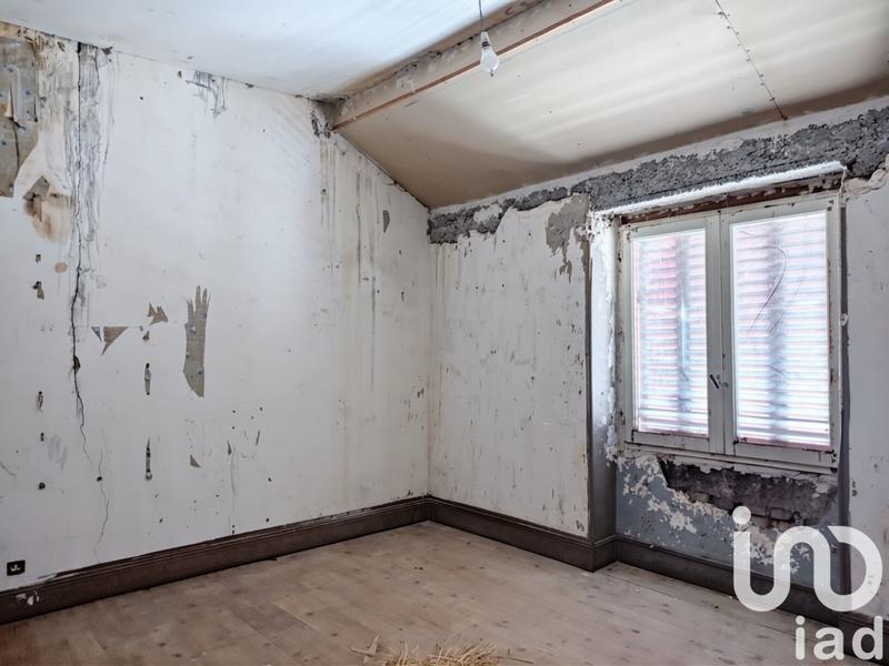 Maison - 96 m² - 6 pièces