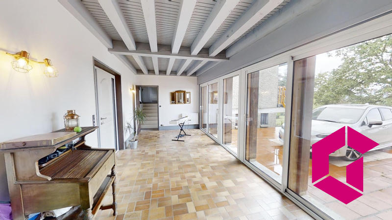 Maison - 293 m² - 11 pièces