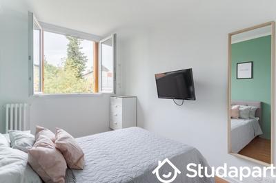 Chambre - 9 m² - 1 pièce