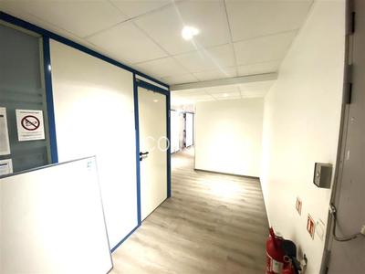 Bureau - 136 m²