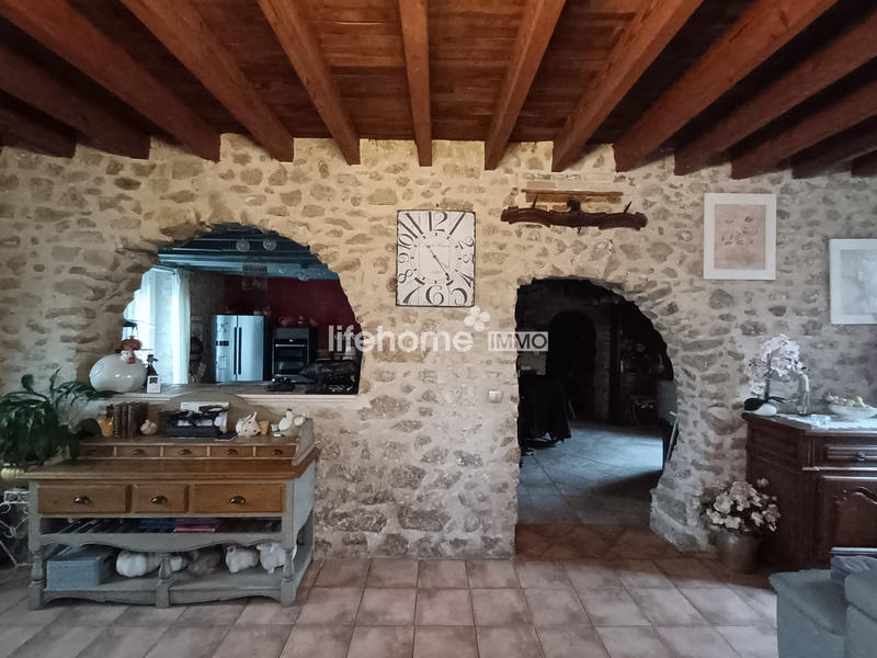 Maison - 200 m² - 6 pièces