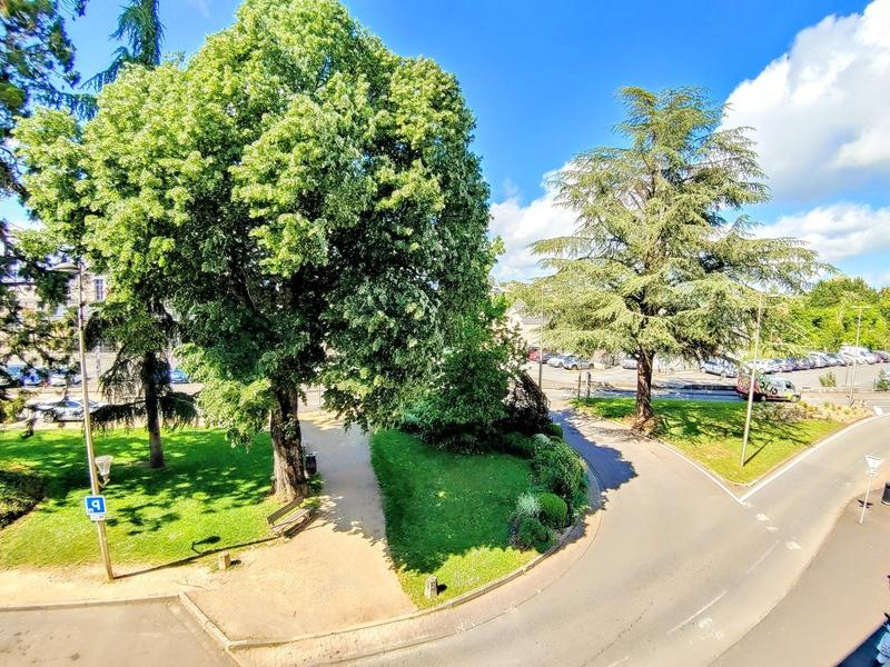 Appartement ancien - 66 m² - 3 pièces