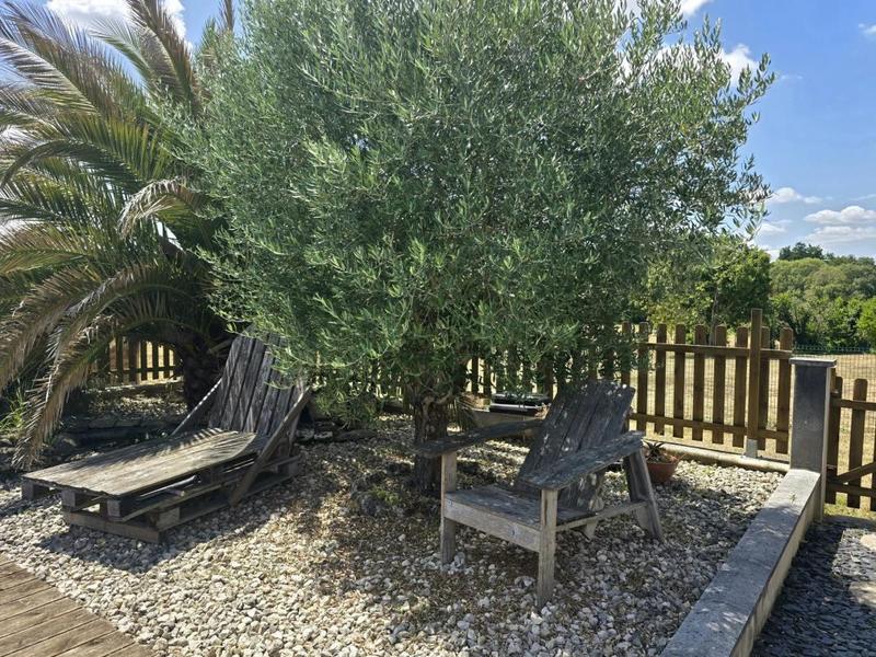 Maison - 207 m² - 9 pièces