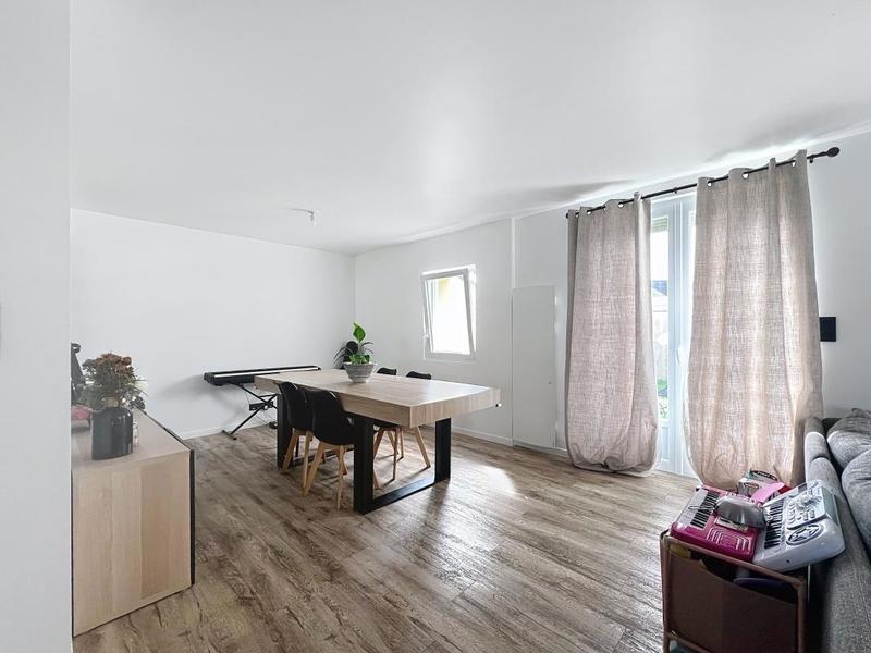 Maison - 145 m² - 5 pièces