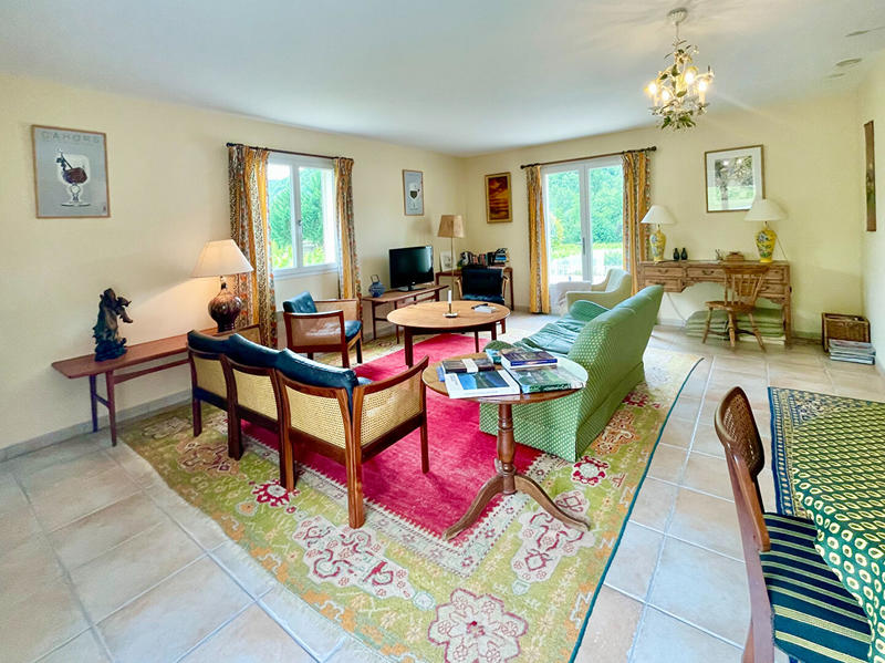 Maison - 137 m² - 5 pièces