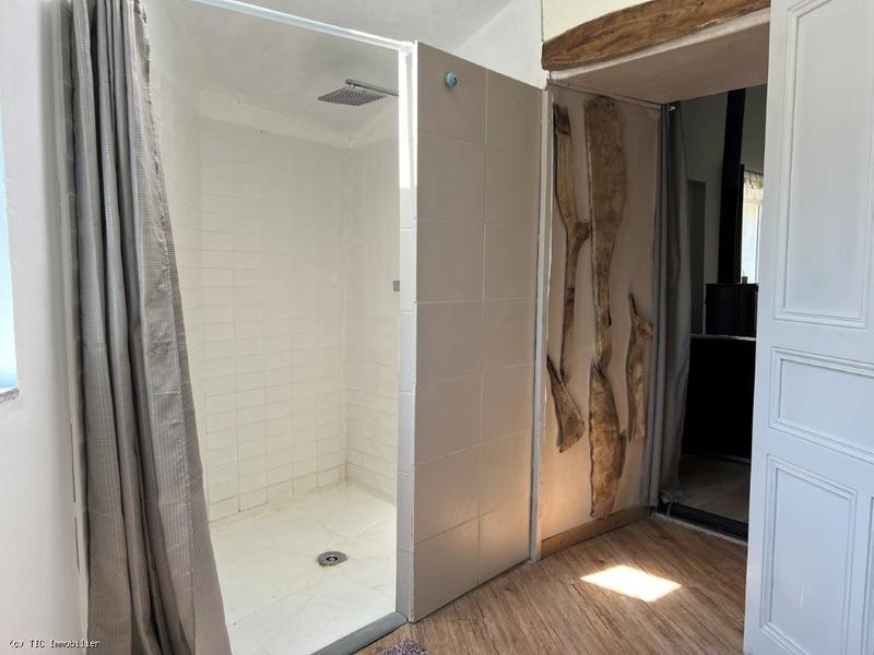 Maison en pierre - 154 m² - 5 pièces