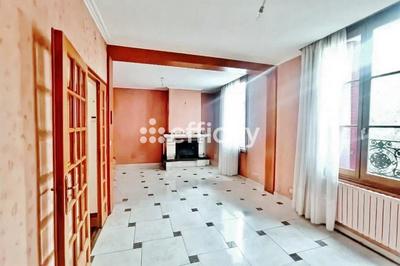 Maison - 135 m² - 6 pièces