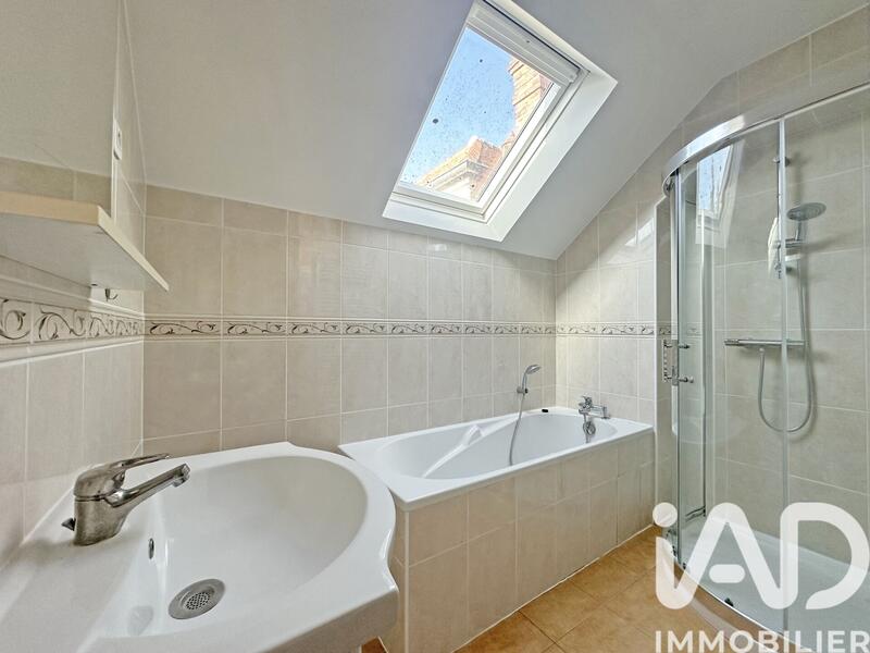 Maison - 138 m² - 6 pièces