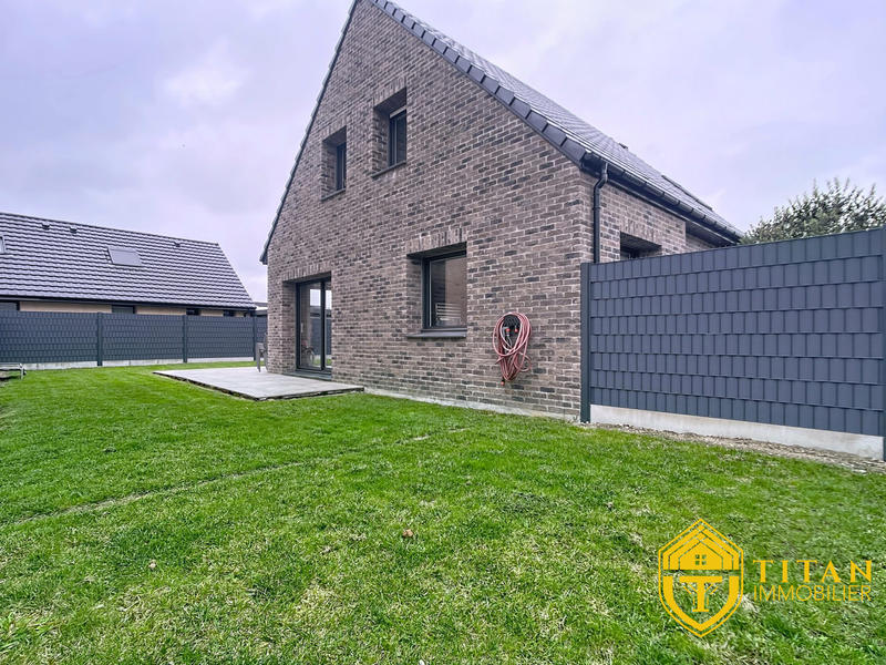 Maison - 101 m² - 5 pièces