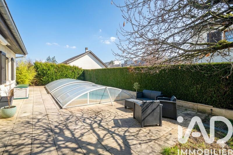 Maison - 142 m² - 6 pièces