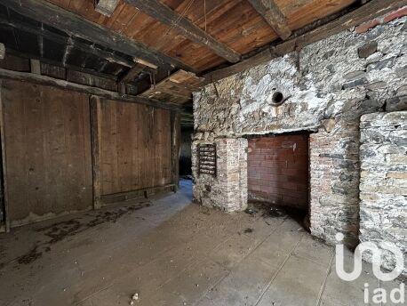 Maison - 330 m² - 6 pièces