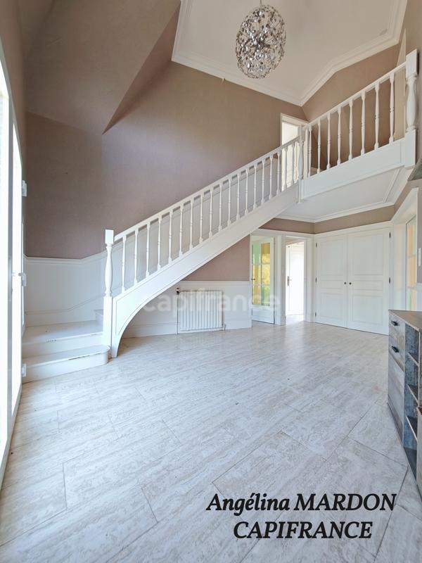 Maison - 169 m² - 6 pièces