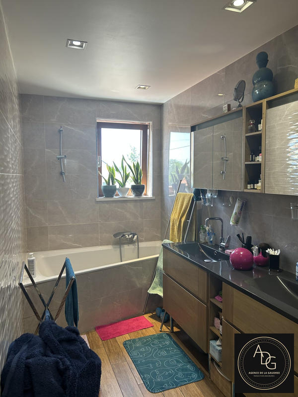 Maison contemporaine - 150 m² - 6 pièces