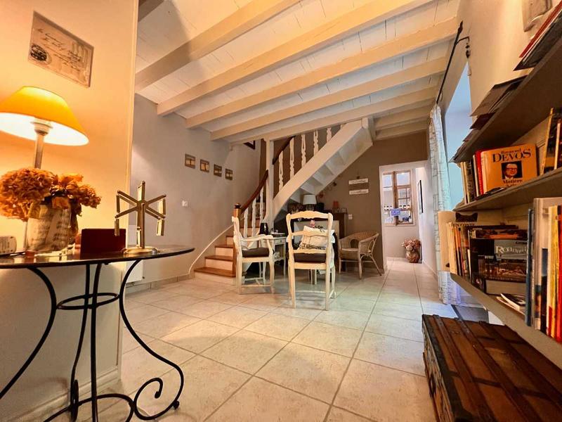 Maison - 554 m² - 17 pièces