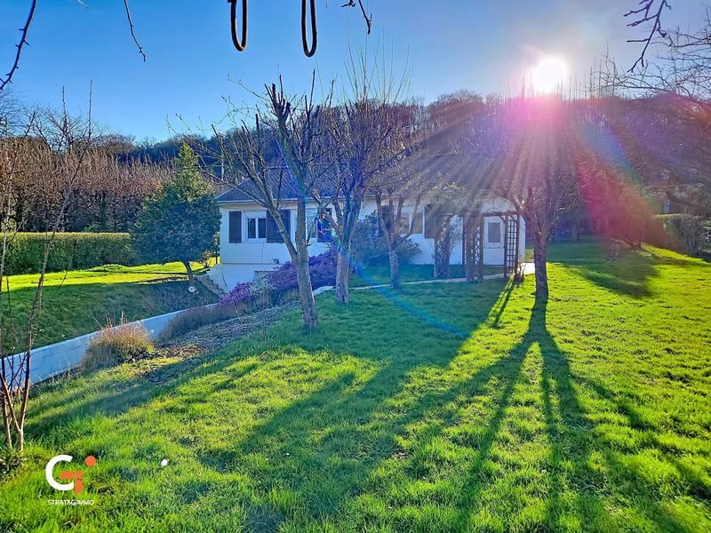 Maison - 104 m² - 4 pièces