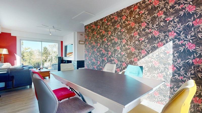 Maison - 161 m² - 7 pièces