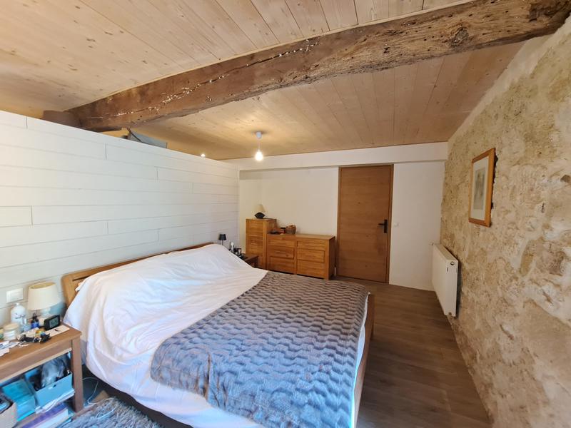 Maison - 198 m² - 7 pièces