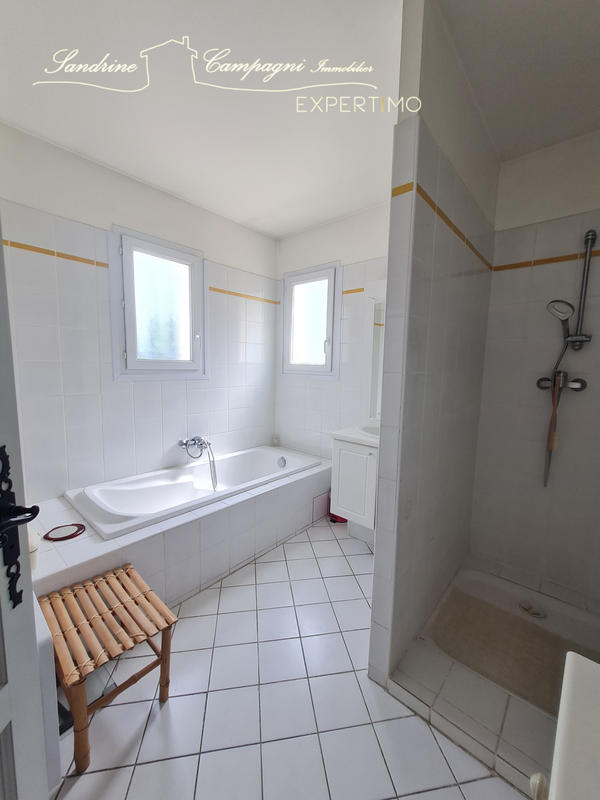 Maison - 80 m² - 3 pièces