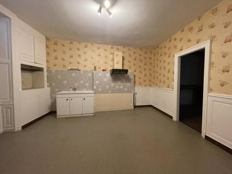 Appartement ancien - 86 m² - 3 pièces