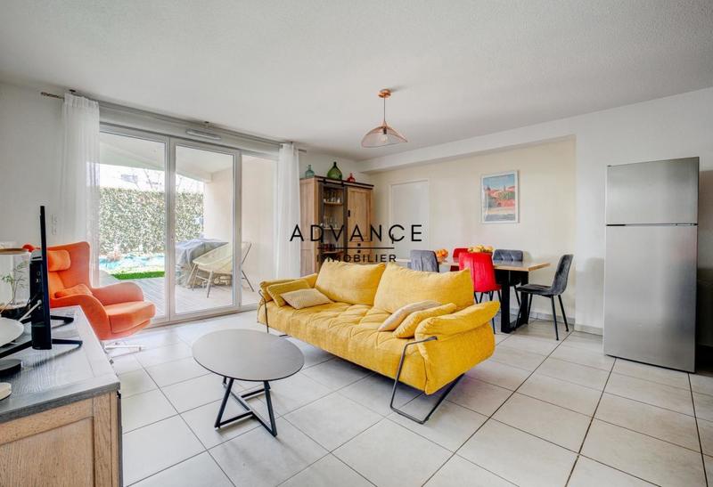 Appartement - 65 m² - 3 pièces