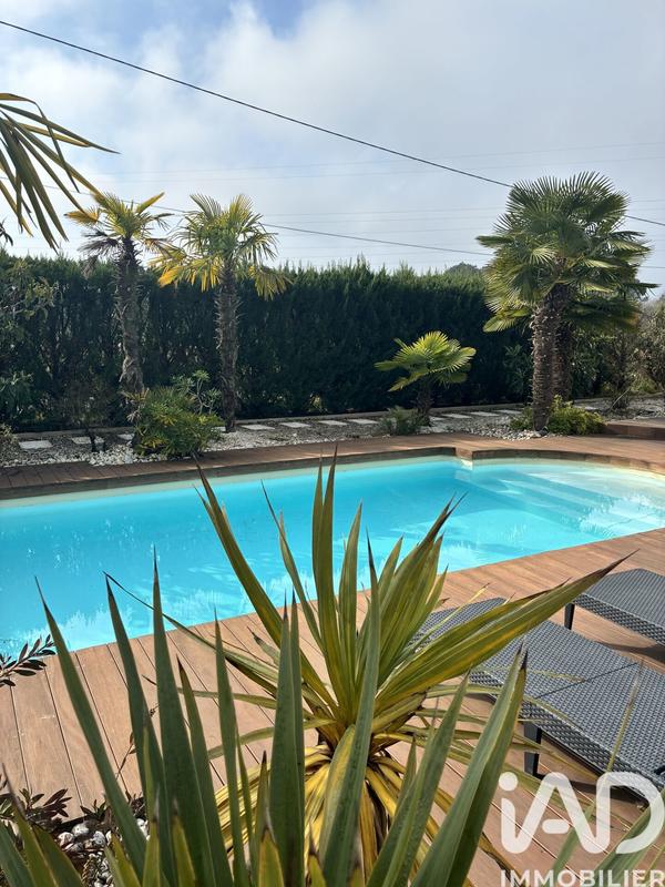 Maison - 170 m² - 6 pièces