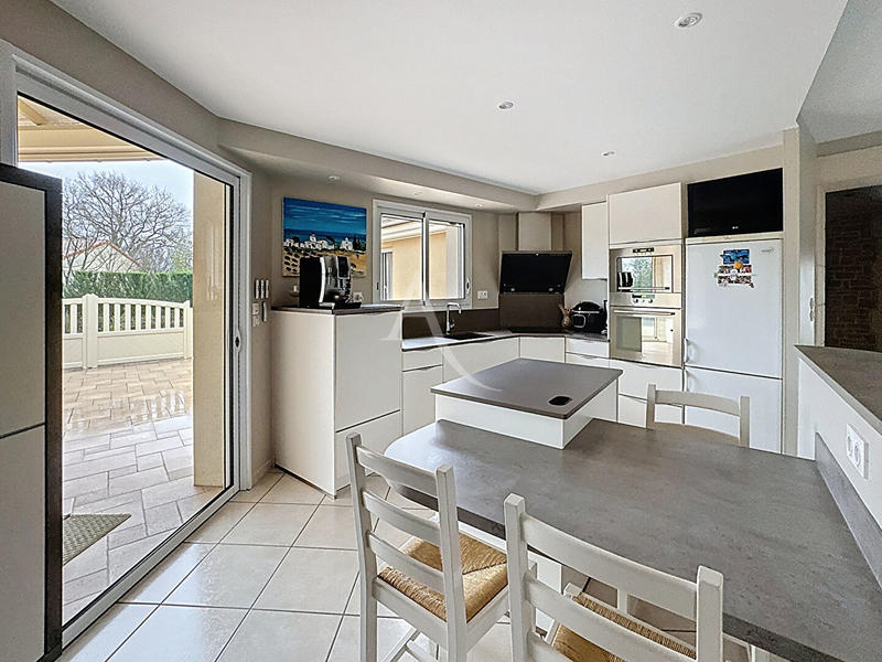 Maison - 160 m² - 7 pièces