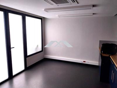 Bureau - 17 m² - 1 pièce