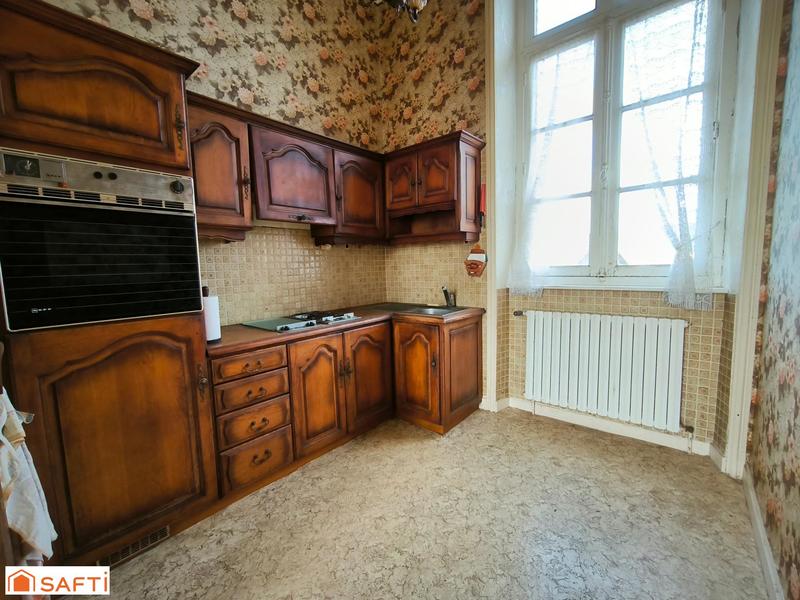 Maison - 206 m² - 10 pièces