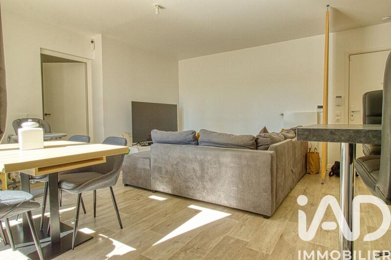 Appartement - 77 m² - 4 pièces