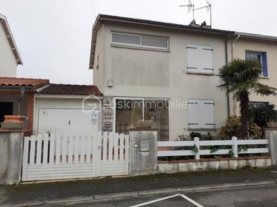 Maison - 104 m² - 4 pièces