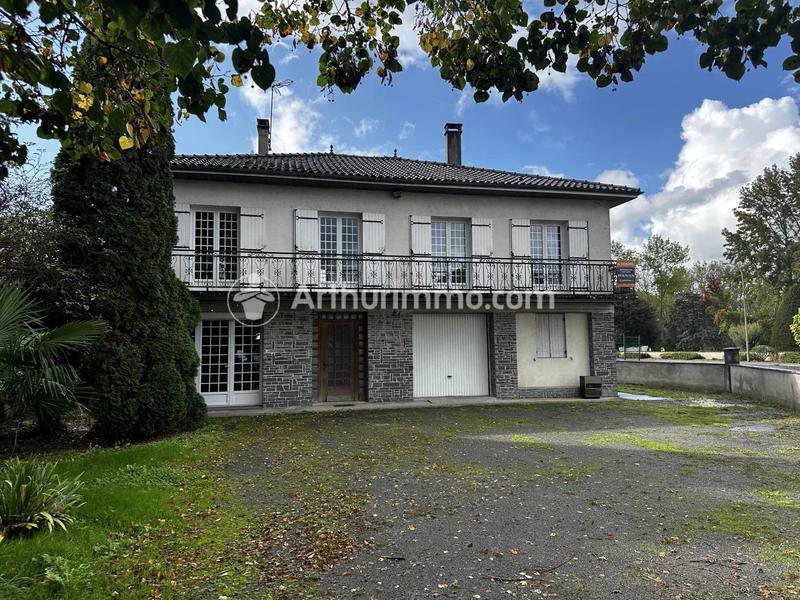 Maison - 180 m² - 7 pièces