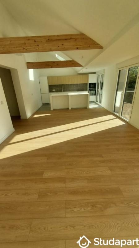 Chambre - 9 m² - 1 pièce