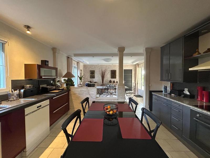 Maison - 160 m² - 4 pièces