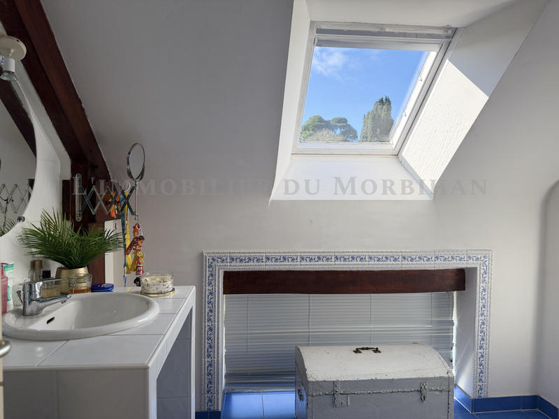 Maison - 229 m² - 9 pièces