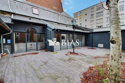 Local commercial - 326 m²