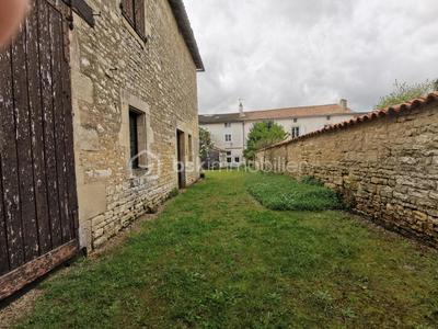 Maison de village - 110 m² - 5 pièces
