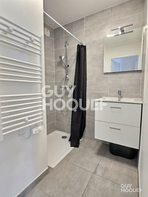 Appartement - 77 m² - 4 pièces