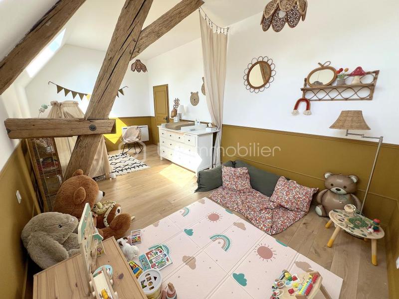 Maison en pierre - 240 m² - 8 pièces