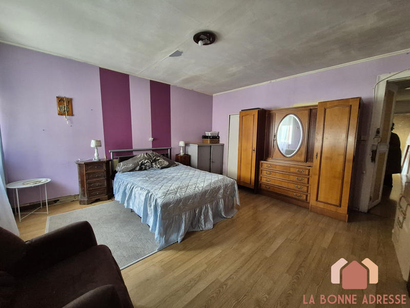 Maison - 159 m² - 7 pièces