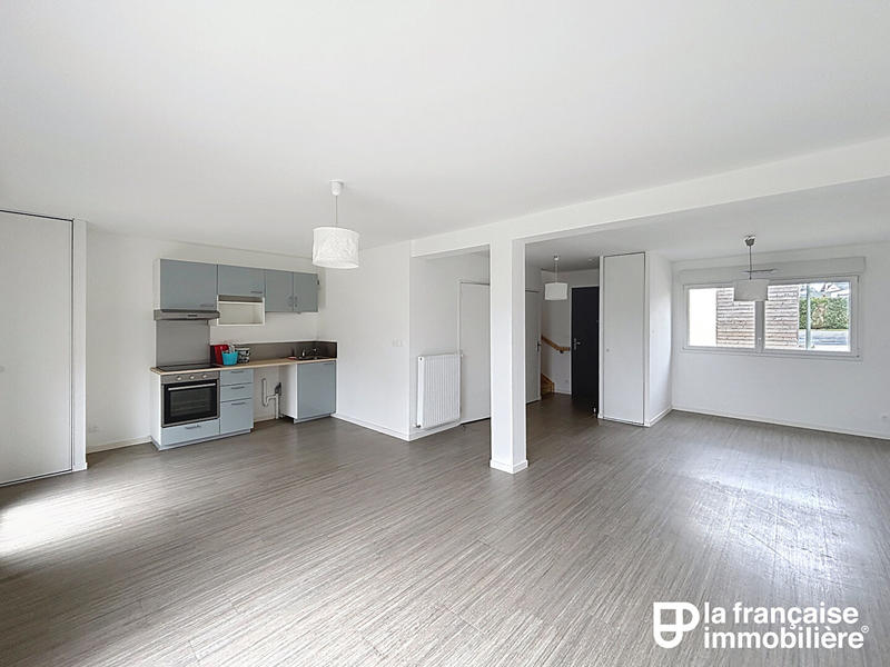 Maison - 98 m² - 4 pièces