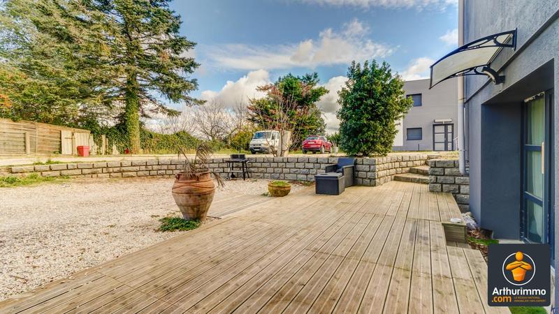 Appartement - 160 m² - 5 pièces