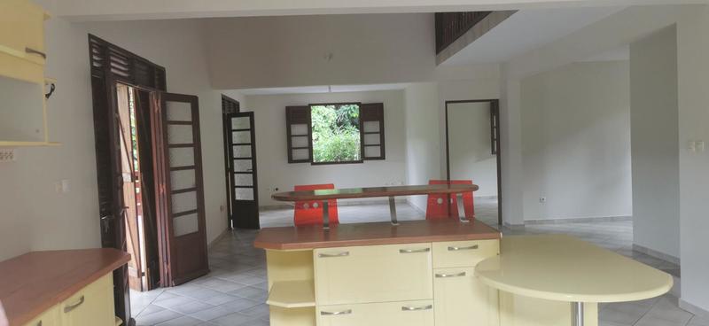 Maison - 157 m² - 6 pièces