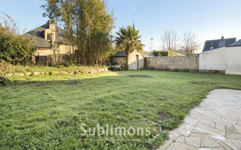 Demeure - 175 m² - 6 pièces