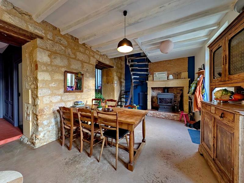 Maison - 138 m² - 8 pièces