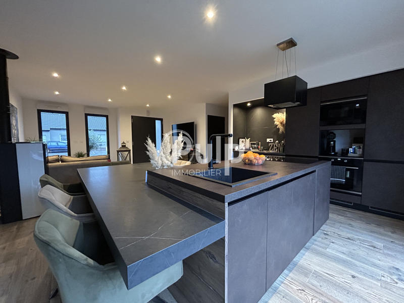 Pavillon - 101 m² - 4 pièces