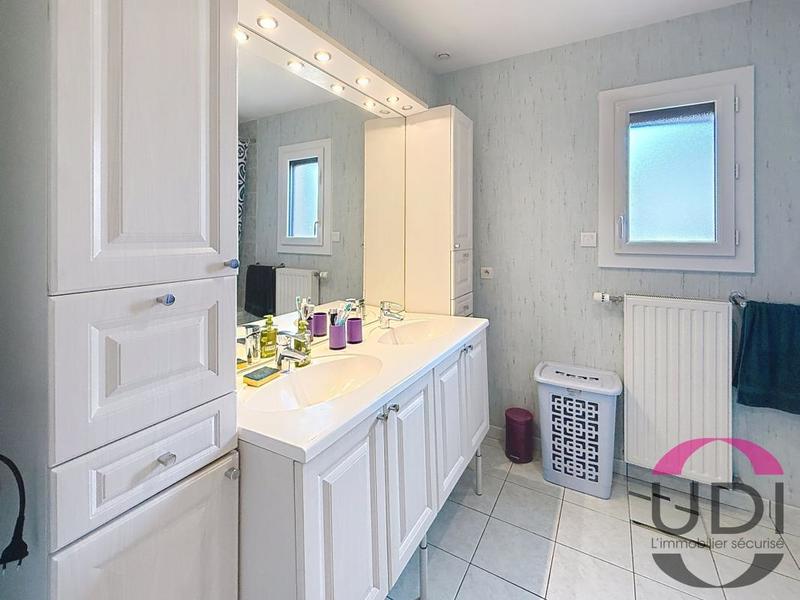 Pavillon - 123 m² - 5 pièces