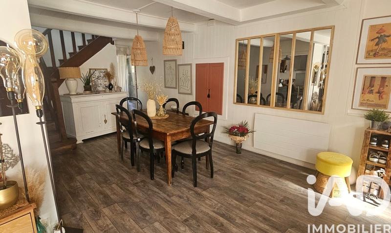 Maison - 102 m² - 4 pièces