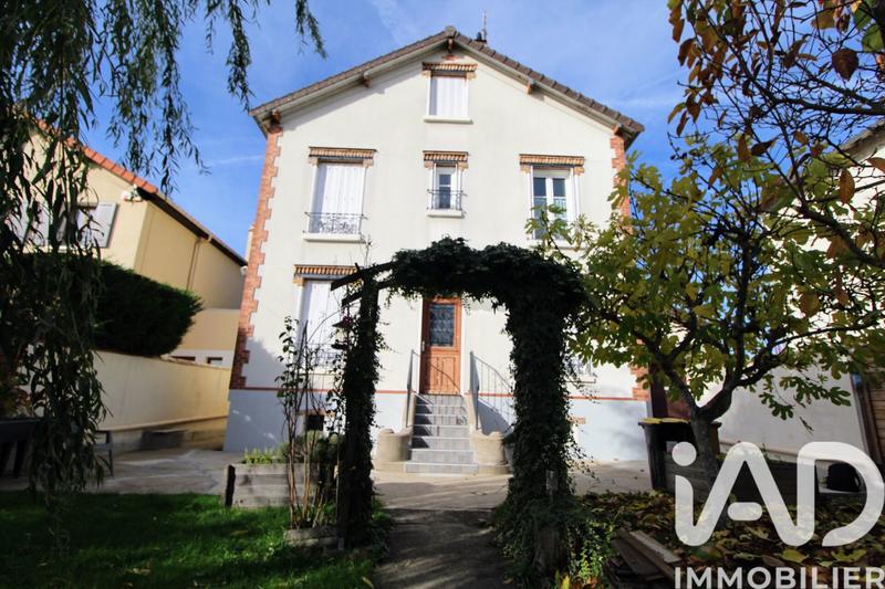 Maison - 159 m² - 6 pièces